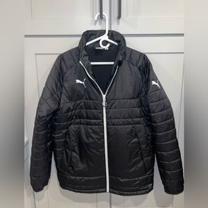 Puma Women’s Small Hooded Puffer Black Soccer Fantastic Condition!